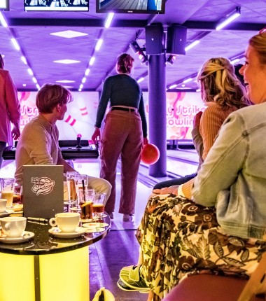 LuckyStrikeBowling_gezelschap01.jpg